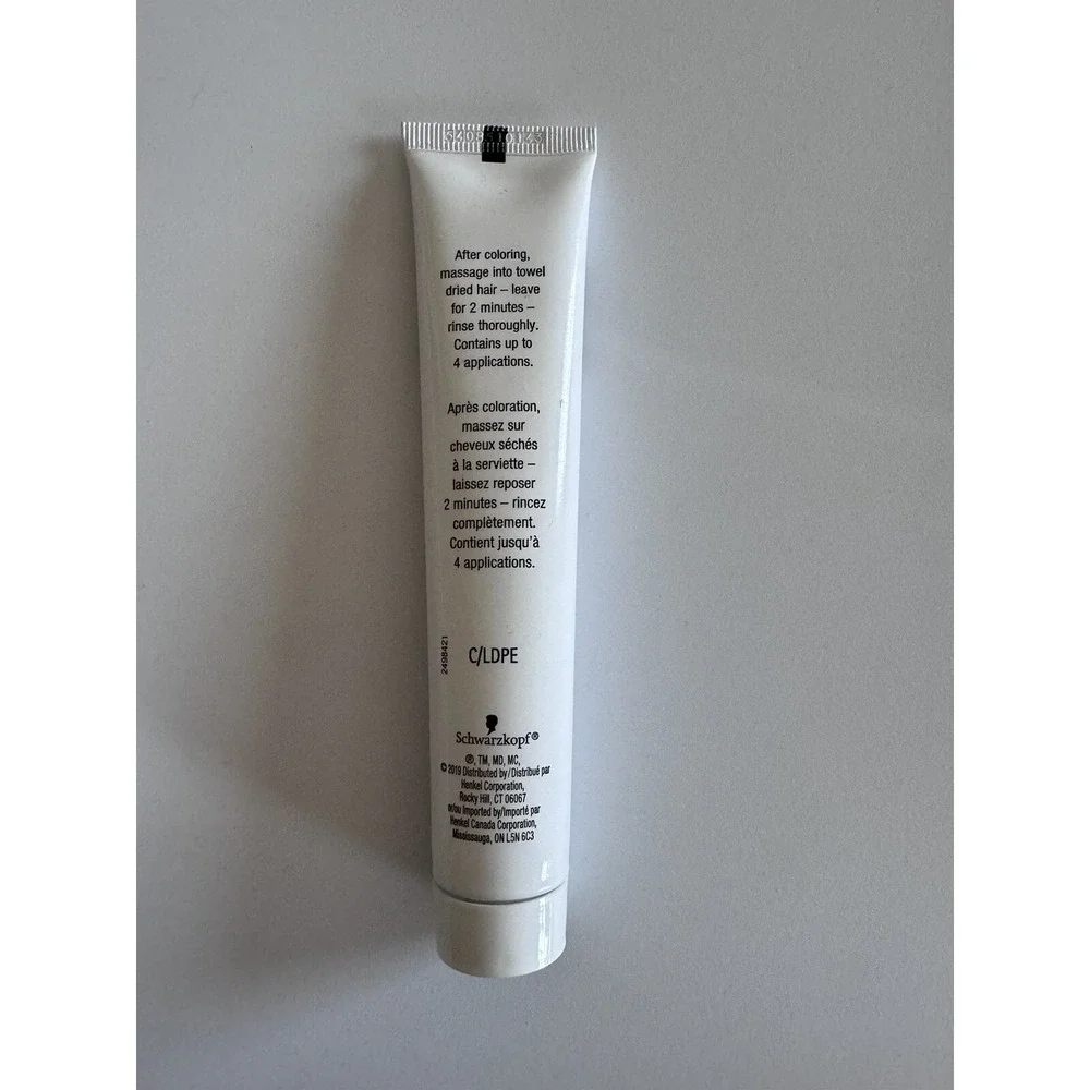 SCHWARZKOPF SIMPLY COLOR NOURISHING CONDITIONER NEW.